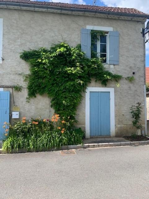 La Grange, 10 Rue Du Lavoir Saint-Martial-d'Albarede Exterior foto